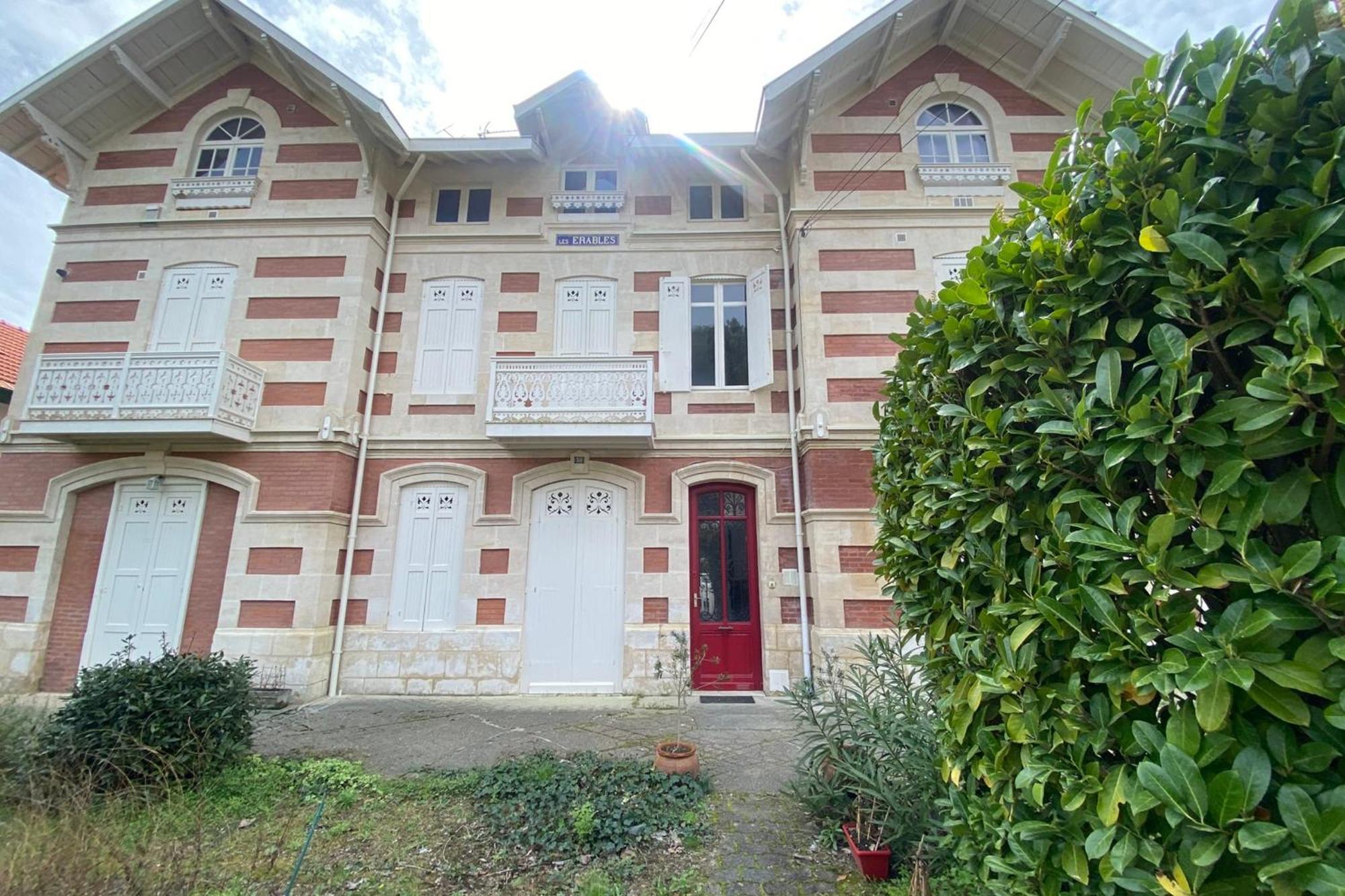 Pretty Cocoon With Two Balconies Apartment Arcachon Bagian luar foto